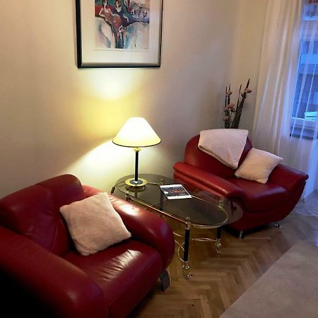 Apartament "Cleopatra 5" Przy Rynku Z Parkingiem, Faktury Vat Διαμέρισμα Κίελτσε Εξωτερικό φωτογραφία