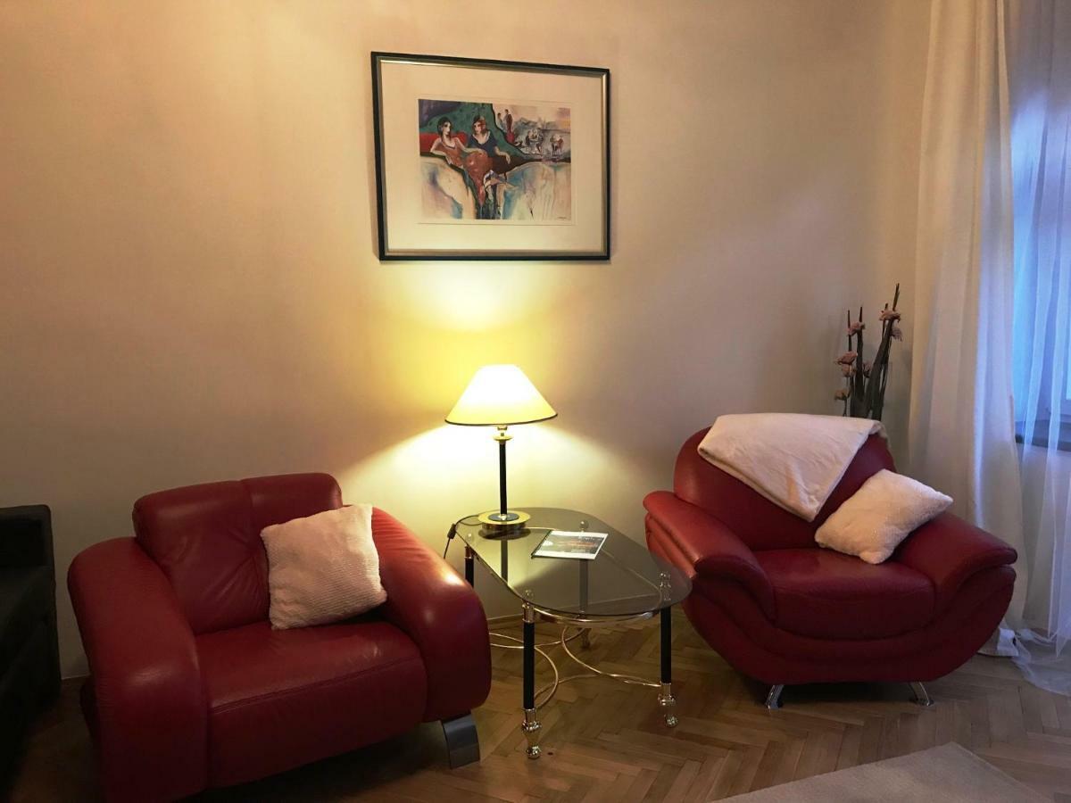 Apartament "Cleopatra 5" Przy Rynku Z Parkingiem, Faktury Vat Διαμέρισμα Κίελτσε Εξωτερικό φωτογραφία