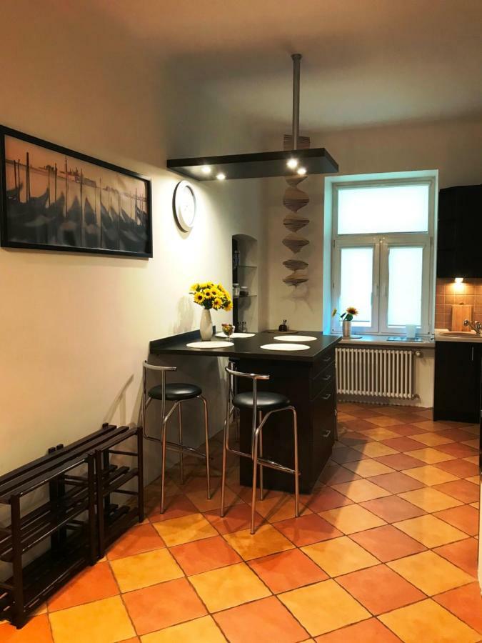 Apartament "Cleopatra 5" Przy Rynku Z Parkingiem, Faktury Vat Διαμέρισμα Κίελτσε Εξωτερικό φωτογραφία